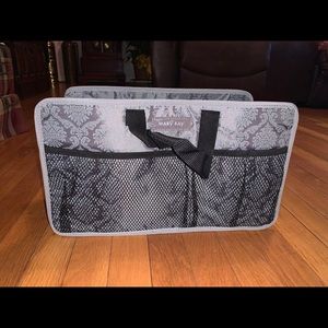 Mary Kay Make up Divider